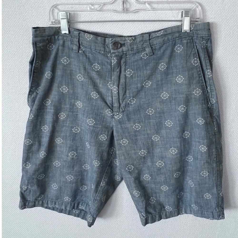 Banana Republic Mens Blue Medallion Print Cotton Chambray Shorts Size 32